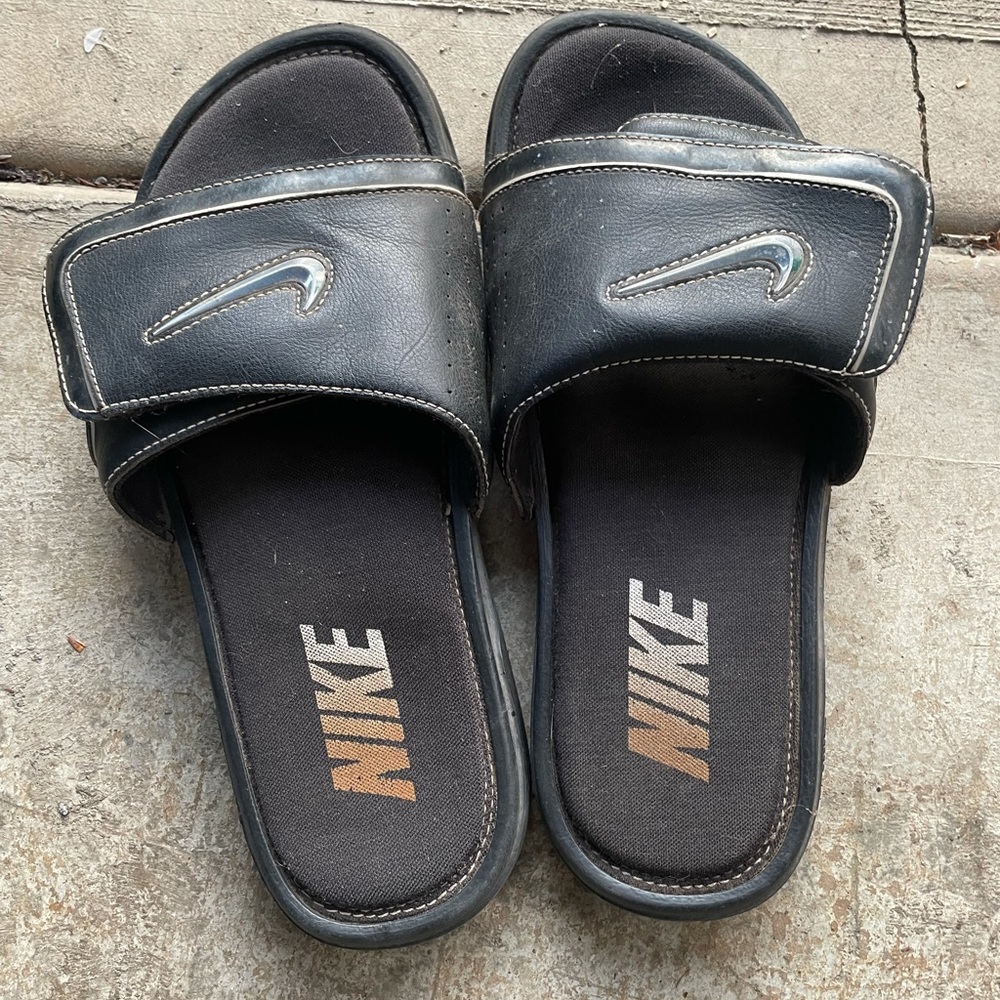 Nike slides